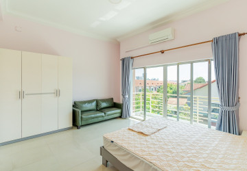 4 Bedroom Shophouse For Rent - Bassac Garden City, Tonle Bassac, Phnom Penh thumbnail