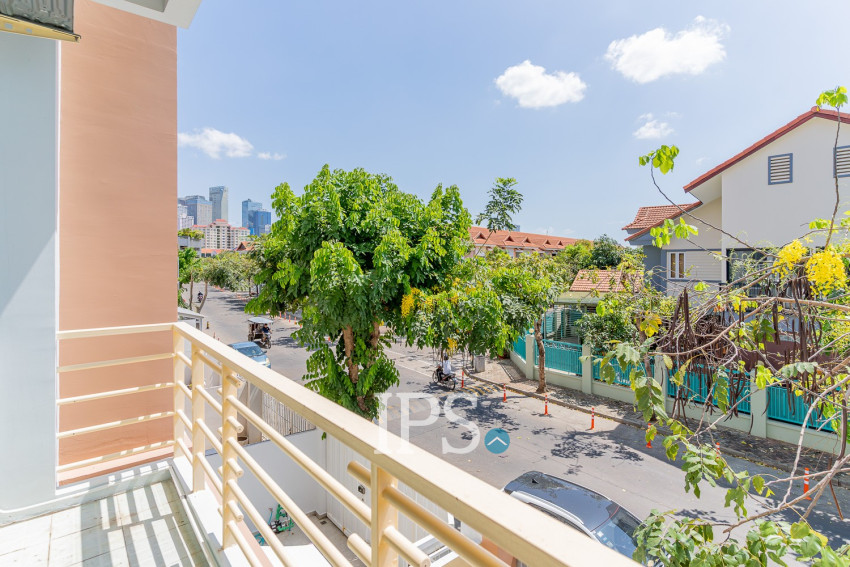 4 Bedroom Shophouse For Rent - Bassac Garden City, Tonle Bassac, Phnom Penh