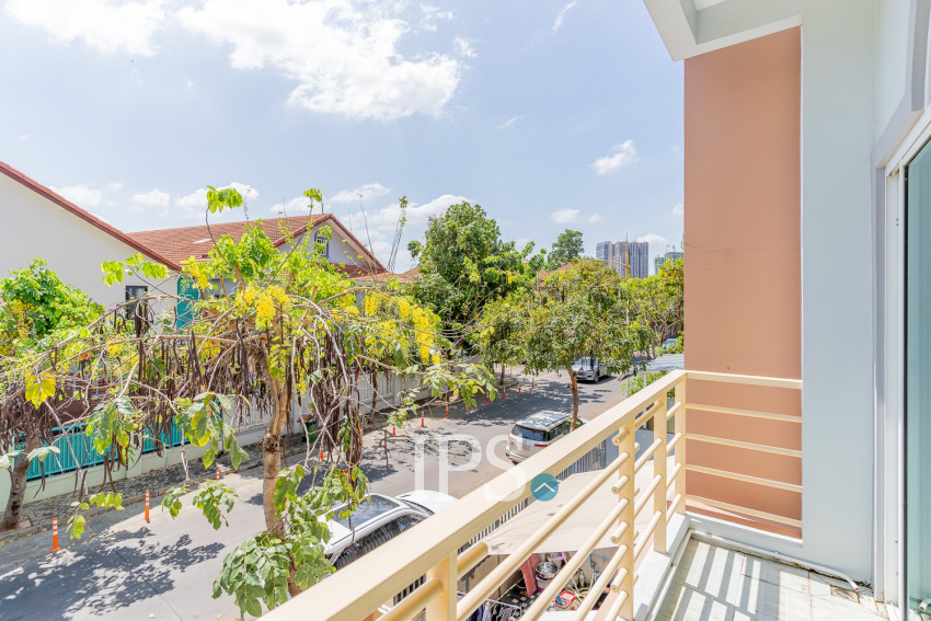 4 Bedroom Shophouse For Rent - Bassac Garden City, Tonle Bassac, Phnom Penh