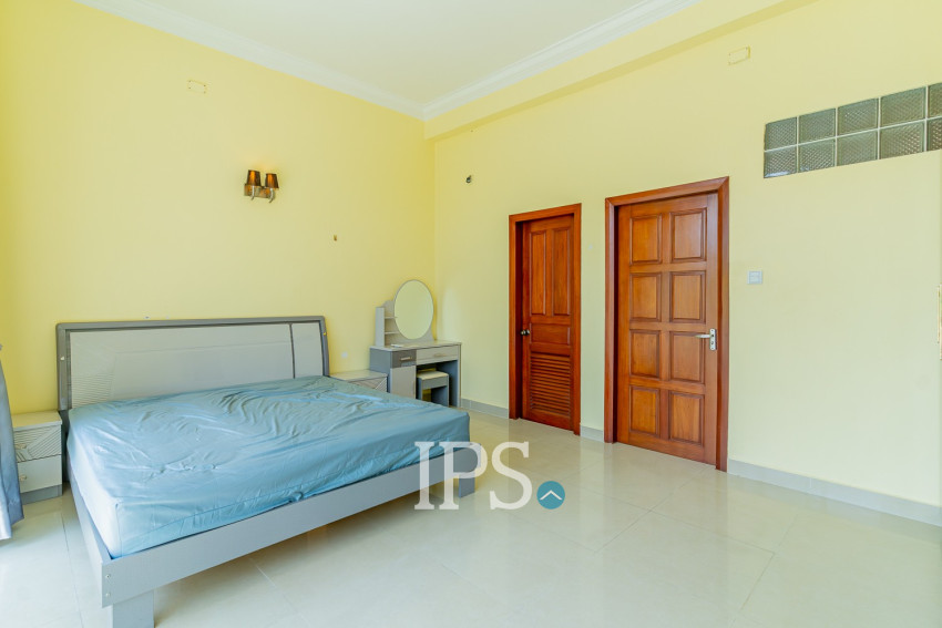 4 Bedroom Shophouse For Rent - Bassac Garden City, Tonle Bassac, Phnom Penh