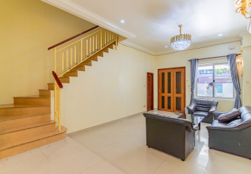 4 Bedroom Shophouse For Rent - Bassac Garden City, Tonle Bassac, Phnom Penh thumbnail