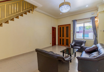4 Bedroom Shophouse For Rent - Bassac Garden City, Tonle Bassac, Phnom Penh thumbnail