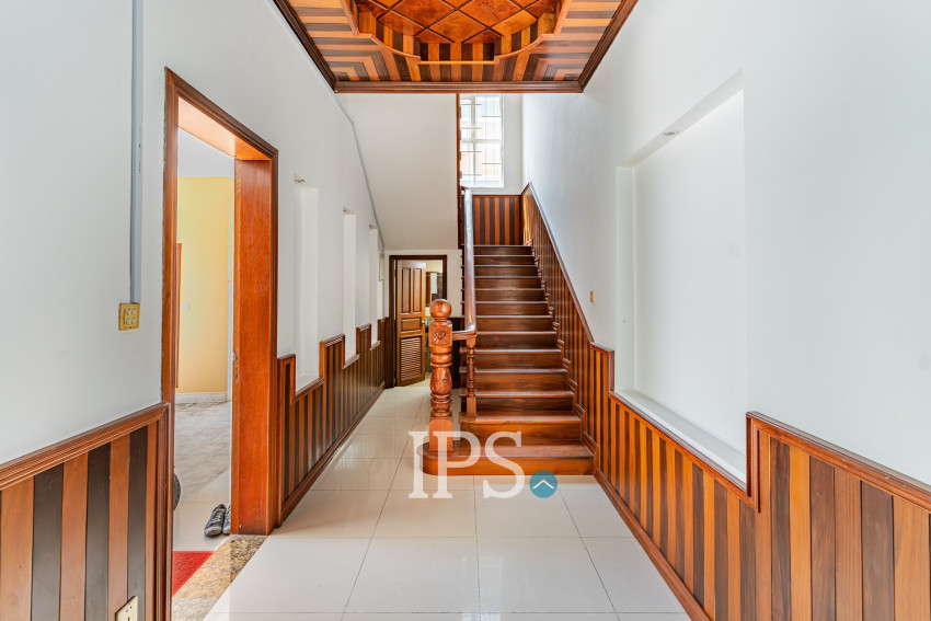 4 Bedroom Villa For Rent - Bassac Garden City, Tonle Bassac, Phnom Penh