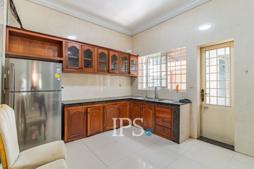 4 Bedroom Villa For Rent - Bassac Garden City, Tonle Bassac, Phnom Penh
