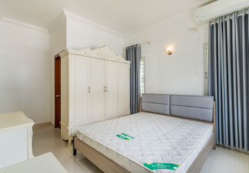 4 Bedroom Villa For Rent - Bassac Garden City, Tonle Bassac, Phnom Penh thumbnail