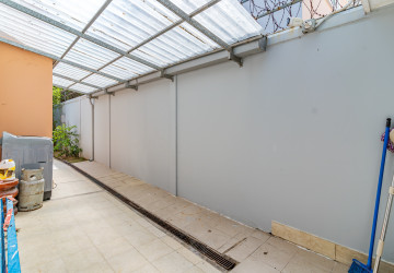 4 Bedroom Villa For Rent - Bassac Garden City, Tonle Bassac, Phnom Penh thumbnail