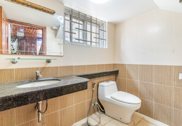 4 Bedroom Villa For Rent - Bassac Garden City, Tonle Bassac, Phnom Penh thumbnail