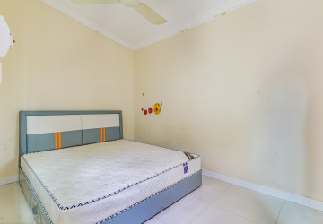 4 Bedroom Villa For Rent - Bassac Garden City, Tonle Bassac, Phnom Penh thumbnail