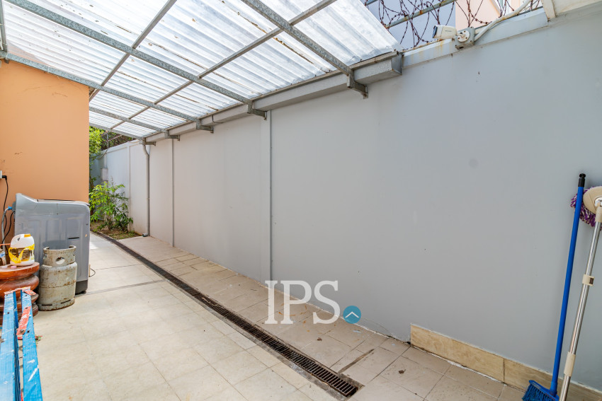 4 Bedroom Villa For Rent - Bassac Garden City, Tonle Bassac, Phnom Penh