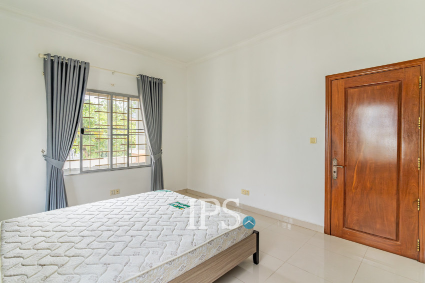 4 Bedroom Villa For Rent - Bassac Garden City, Tonle Bassac, Phnom Penh