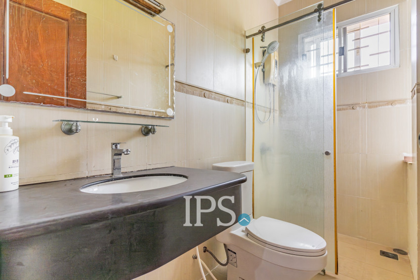 4 Bedroom Villa For Rent - Bassac Garden City, Tonle Bassac, Phnom Penh