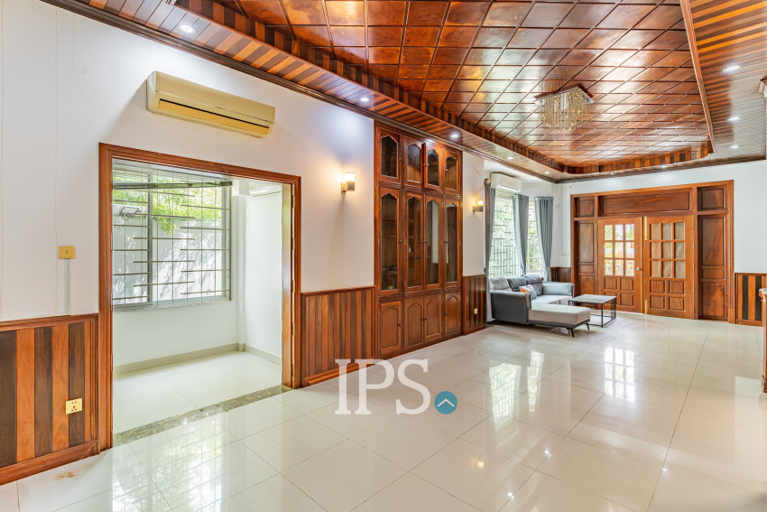 4 Bedroom Villa For Rent - Bassac Garden City, Tonle Bassac, Phnom Penh