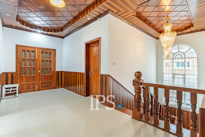 4 Bedroom Villa For Rent - Bassac Garden City, Tonle Bassac, Phnom Penh