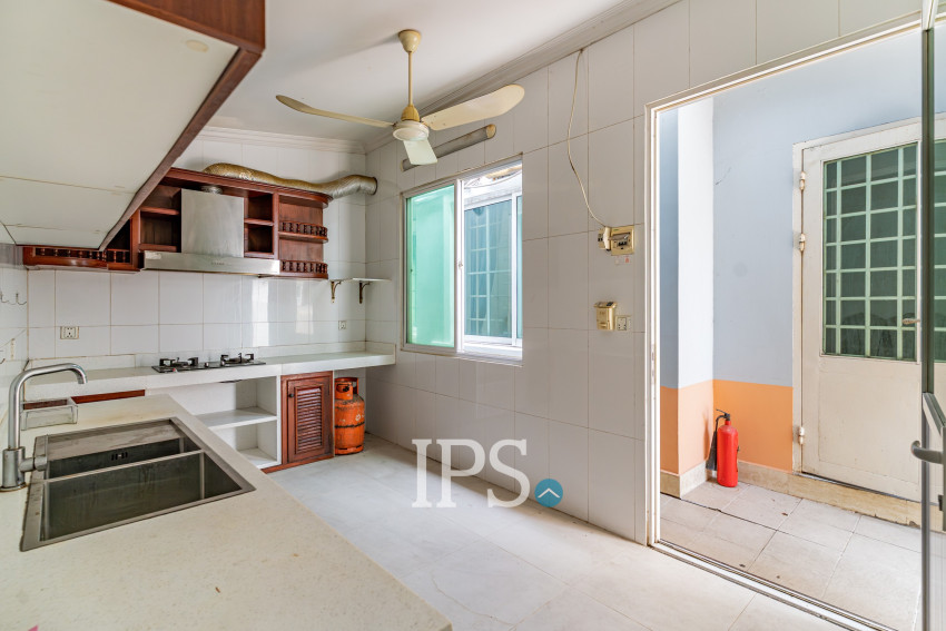 4 Bedroom Villa For Rent - Bassac Garden City, Tonle Bassac, Phnom Penh