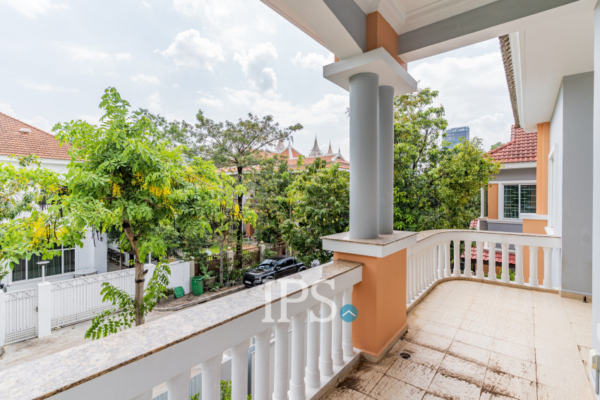 4 Bedroom Villa For Rent - Bassac Garden City, Tonle Bassac, Phnom Penh