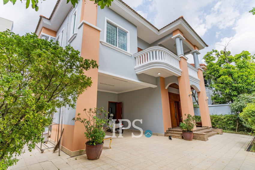 4 Bedroom Villa For Rent - Bassac Garden City, Tonle Bassac, Phnom Penh