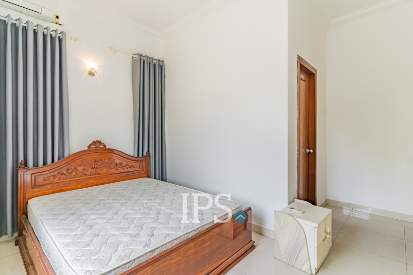 4 Bedroom Villa For Rent - Bassac Garden City, Tonle Bassac, Phnom Penh