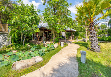 10 Bedroom Hotel For Sale - Sala Kamreuk, Siem Reap thumbnail