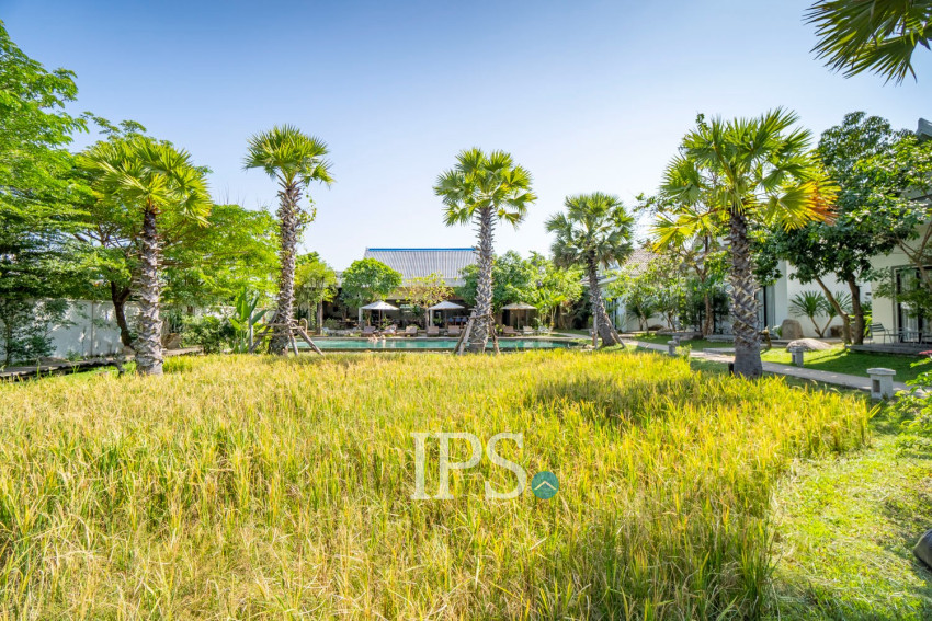 10 Bedroom Hotel For Sale - Sala Kamreuk, Siem Reap