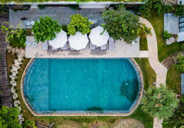 10 Bedroom Hotel For Sale - Sala Kamreuk, Siem Reap thumbnail