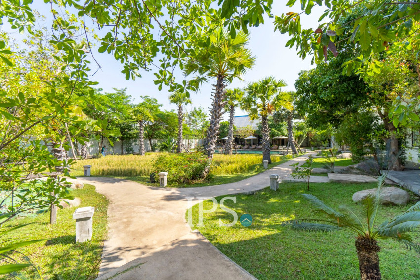 10 Bedroom Hotel For Sale - Sala Kamreuk, Siem Reap