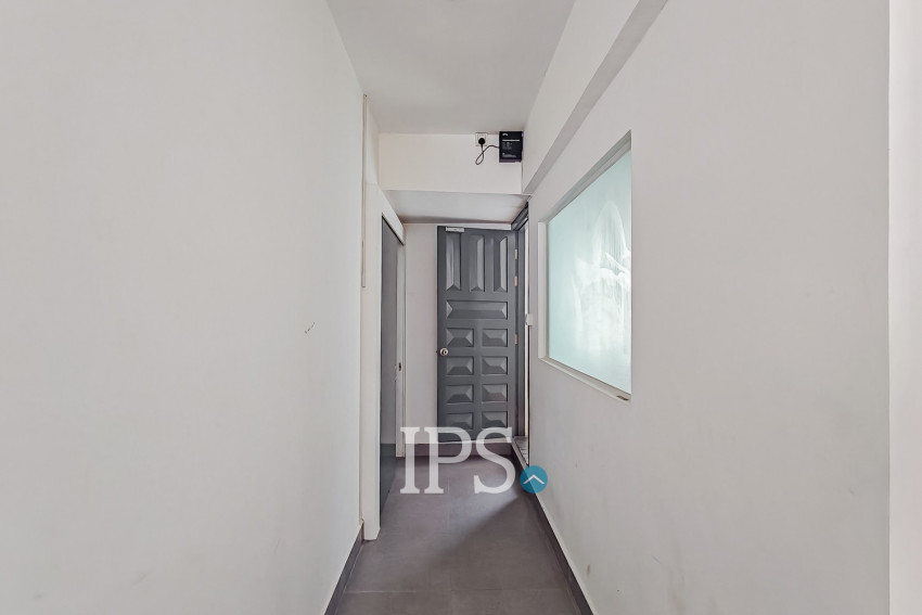 2 Bedroom Apartment For Rent - BKK1, Phnom Penh