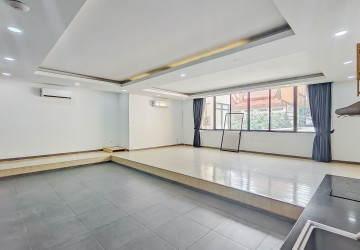 2 Bedroom Apartment For Rent - BKK1, Phnom Penh thumbnail