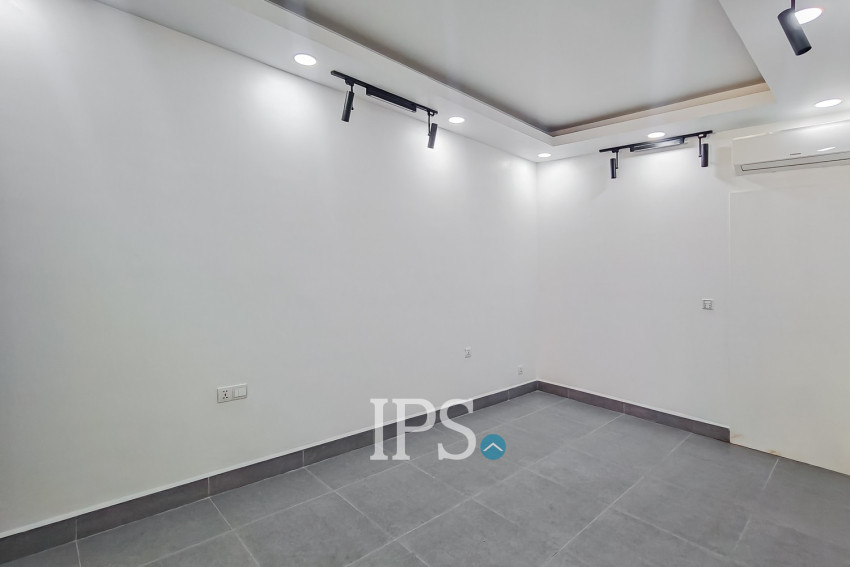 2 Bedroom Apartment For Rent - BKK1, Phnom Penh