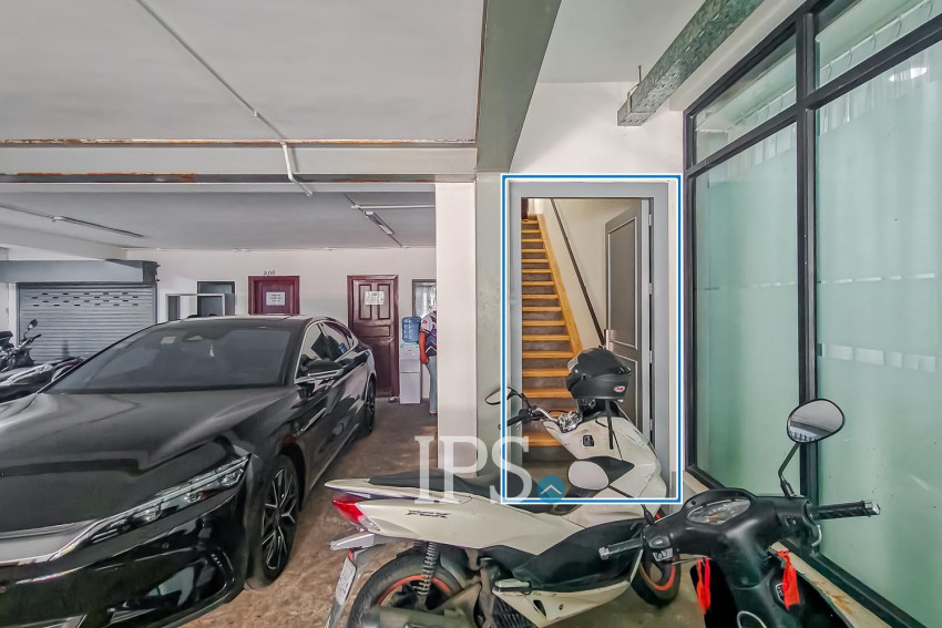 2 Bedroom Apartment For Rent - BKK1, Phnom Penh