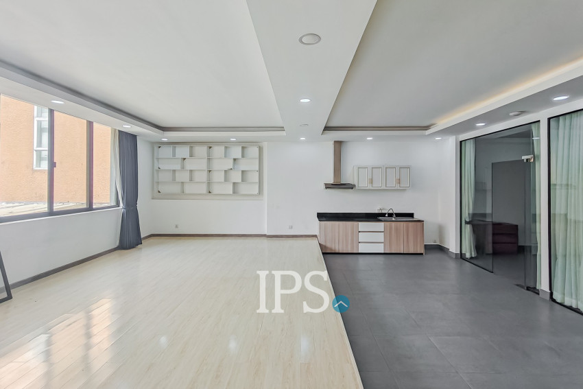 2 Bedroom Apartment For Rent - BKK1, Phnom Penh