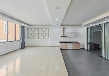 2 Bedroom Apartment For Rent - BKK1, Phnom Penh thumbnail