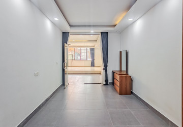 2 Bedroom Apartment For Rent - BKK1, Phnom Penh thumbnail