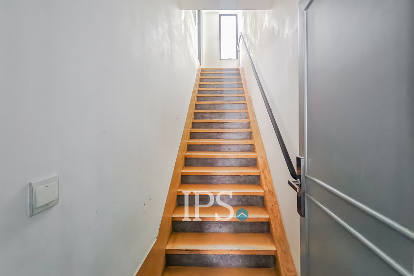 2 Bedroom Apartment For Rent - BKK1, Phnom Penh