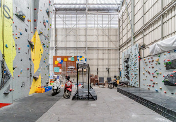 375 Sqm Warehouse For Rent - Toul Tum Poung 1, Phnom Penh thumbnail
