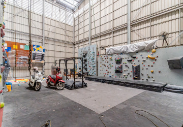 375 Sqm Warehouse For Rent - Toul Tum Poung 1, Phnom Penh thumbnail