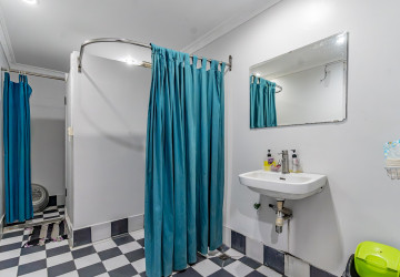 375 Sqm Warehouse For Rent - Toul Tum Poung 1, Phnom Penh thumbnail