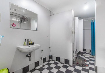 375 Sqm Warehouse For Rent - Toul Tum Poung 1, Phnom Penh thumbnail