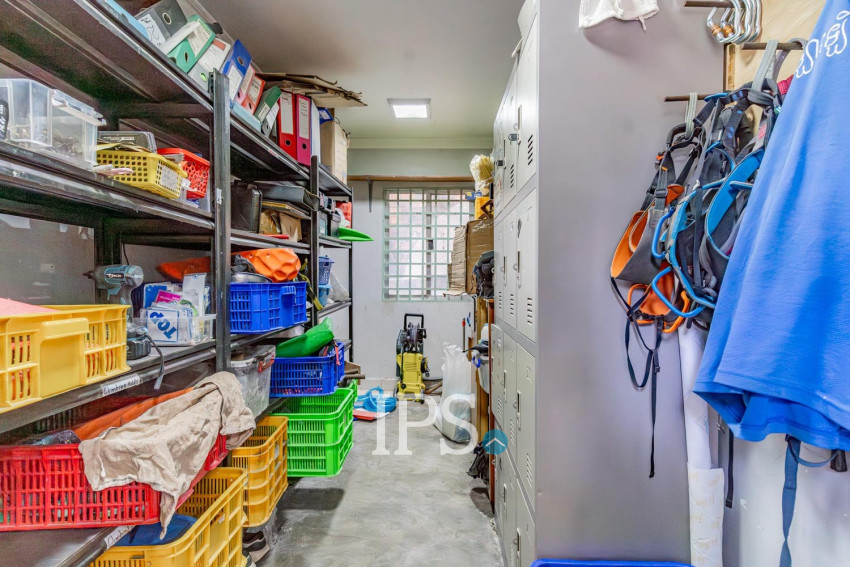 375 Sqm Warehouse For Rent - Toul Tum Poung 1, Phnom Penh