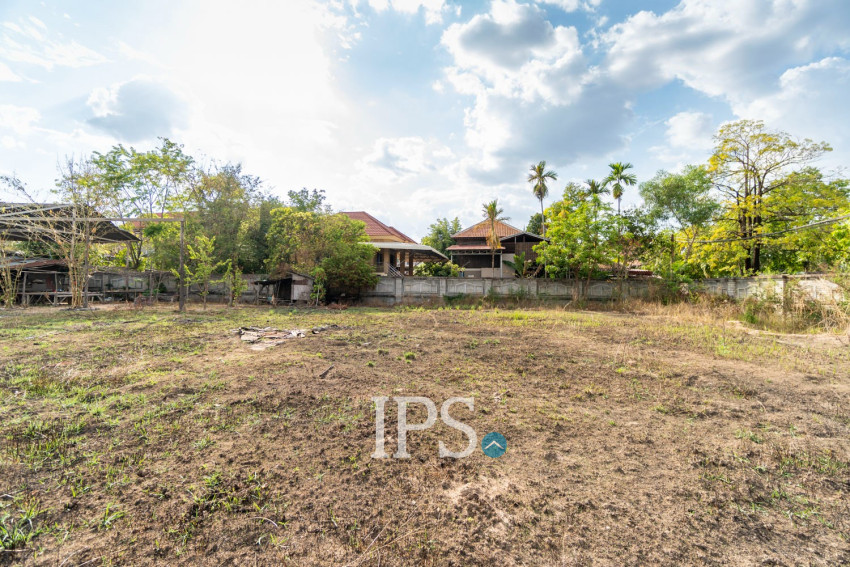 7,037 Sqm Commercial Land For Rent - Svay Dangkum, Siem Reap