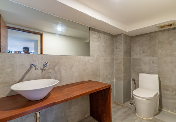 Renovated Duplex 4 Bedroom Apartment For Sale - Chey Chumneah, Phnom Penh thumbnail