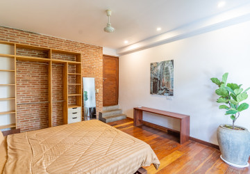 Renovated Duplex 4 Bedroom Apartment For Sale - Chey Chumneah, Phnom Penh thumbnail