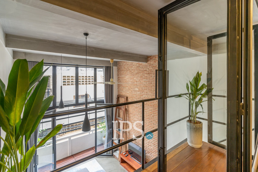 Renovated Duplex 4 Bedroom Apartment For Sale - Chey Chumneah, Phnom Penh