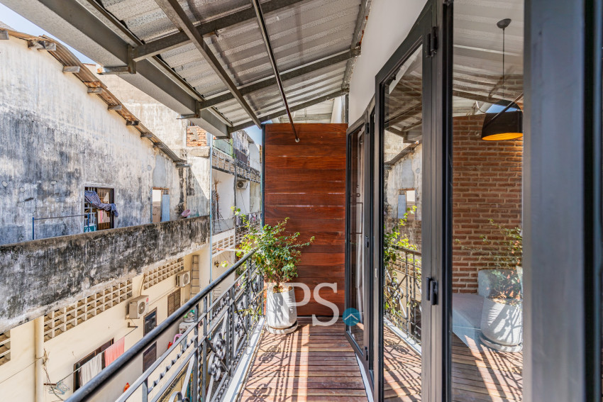 Renovated Duplex 4 Bedroom Apartment For Sale - Chey Chumneah, Phnom Penh