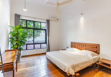 Renovated Duplex 4 Bedroom Apartment For Sale - Chey Chumneah, Phnom Penh thumbnail