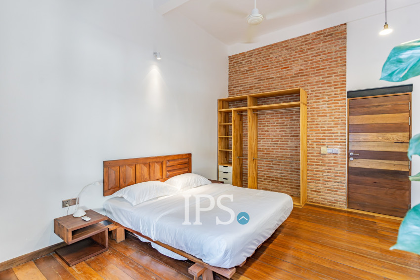 Renovated Duplex 4 Bedroom Apartment For Sale - Chey Chumneah, Phnom Penh