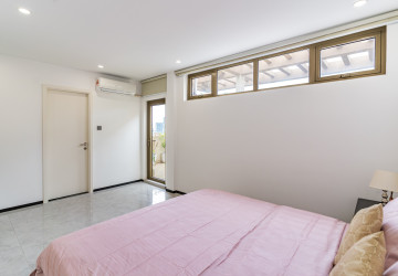 2 Bedroom Duplex  Apartment For Rent - One Park, Srah Chork, Phnom Penh thumbnail