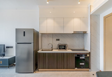 1 Bedroom Condo For Rent - Agile Sky Residence, BKK3, Phnom Penh thumbnail