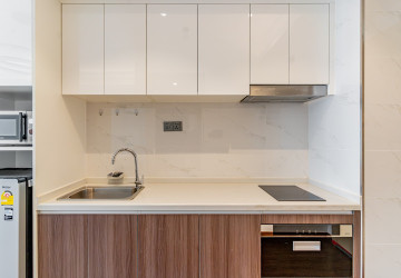 Studio Condo For Rent - Agile Sky Residence, BKK3, Phnom Penh thumbnail