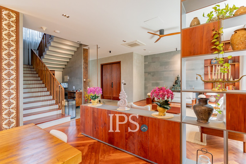 6 Bedroom Villa For Rent - Russey Keo, Phnom Penh