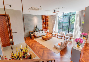 6 Bedroom Villa For Rent - Russey Keo, Phnom Penh thumbnail
